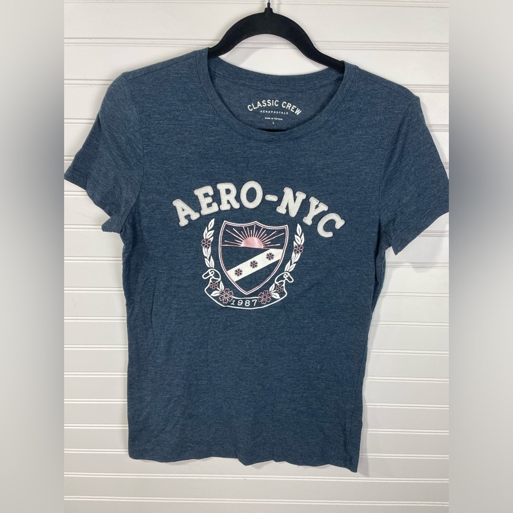 Aeropostale Classic Crew Tee Shirt Large Junior Girls